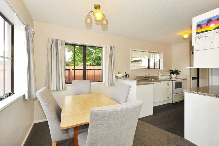 Photo of property in 1/117 Gilberthorpes Road, Hei Hei, Christchurch, 8042