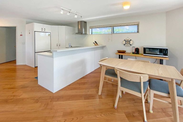 Photo of property in 4/85 Yaldhurst Road, Sockburn, Christchurch, 8042