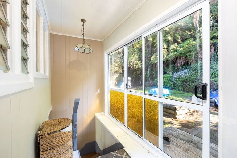 Photo of property in 16 Regent Place, Blagdon, New Plymouth, 4310