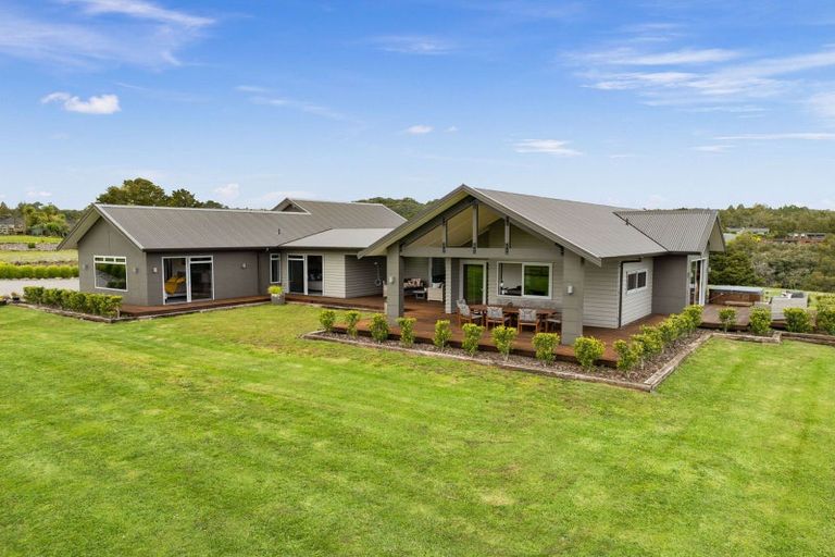 Photo of property in 13 Capstone Place, Te Kamo, Kamo, 0185