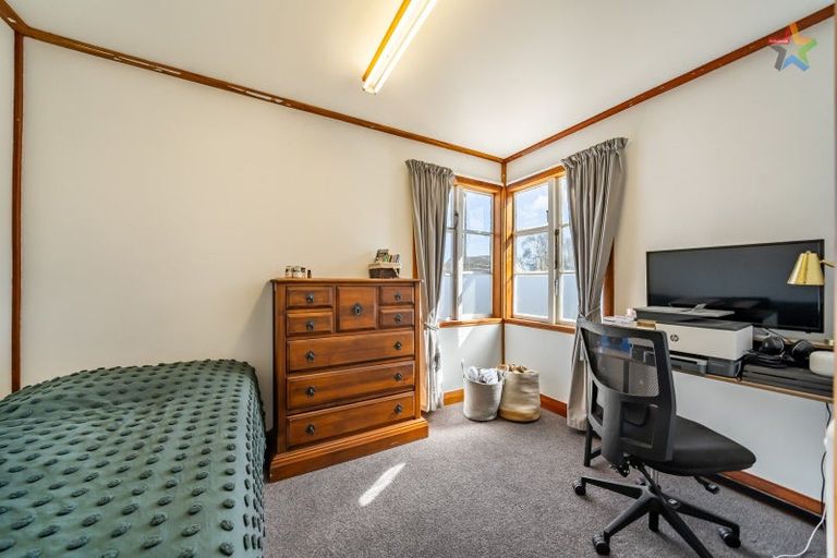 Photo of property in 1/1250 High Street, Taita, Lower Hutt, 5011