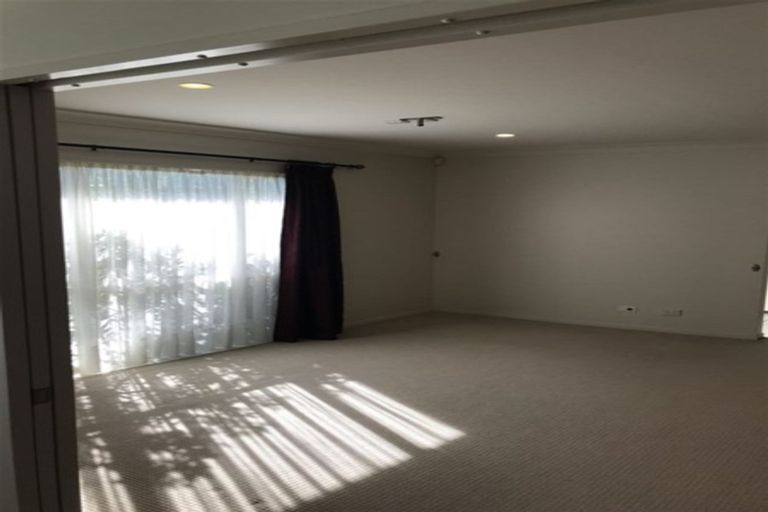 Photo of property in 3 Thyme Court, Flat Bush, Auckland, 2016