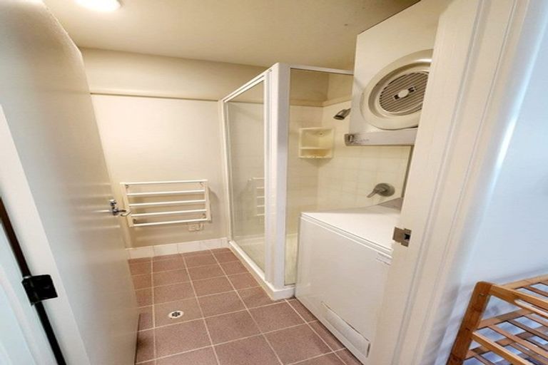 Photo of property in Madison On The Square Apartments, 1c/37 Federal Street, Auckland Central, Auckland, 1010