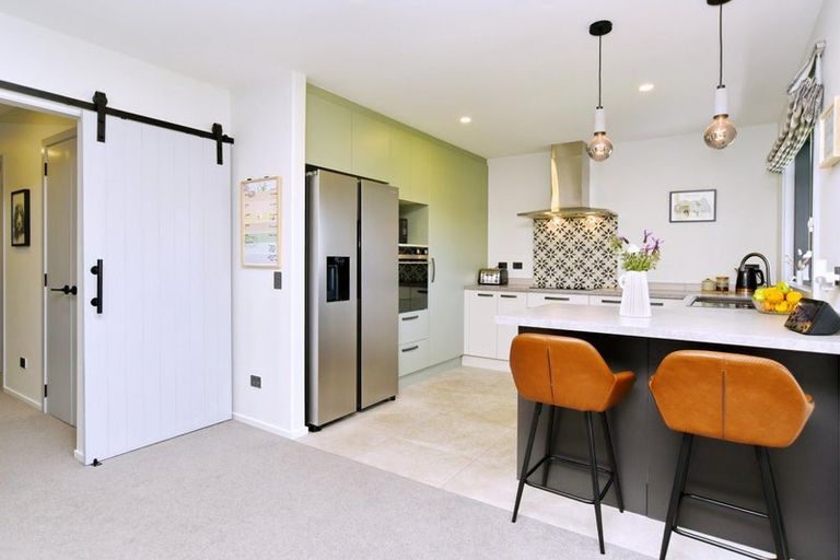 Photo of property in 48 Chambers Avenue, Woodend, 7691