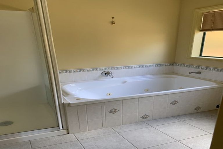 Photo of property in 5 Bircham Rise, Rototuna, Hamilton, 3210