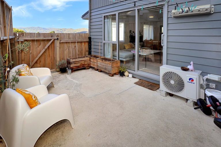 Photo of property in 10 Rondane Place, Tirohanga, Lower Hutt, 5010