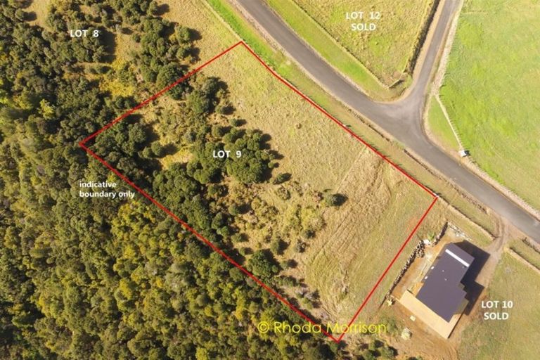 Photo of property in 9 Te Wairoa Lane, Tinopai, Matakohe, 0593
