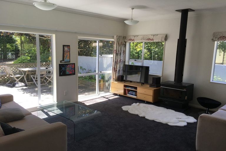 Photo of property in 3a Sydenham Street, Northland, Wellington, 6012