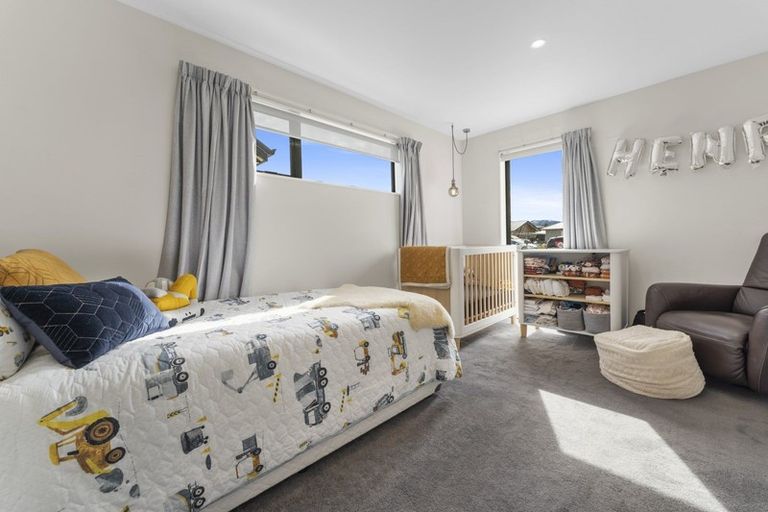 Photo of property in 27 Dingle Street, Lake Hawea, Wanaka, 9382