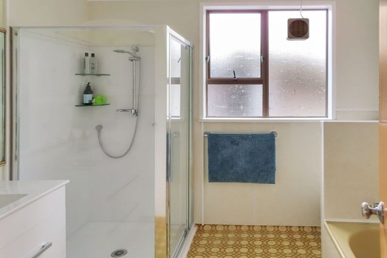 Photo of property in 30a Whitemans Road, Silverstream, Upper Hutt, 5019