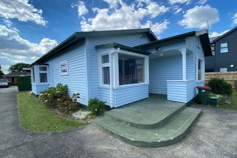 Photo of property in 27 Enderley Avenue, Enderley, Hamilton, 3214