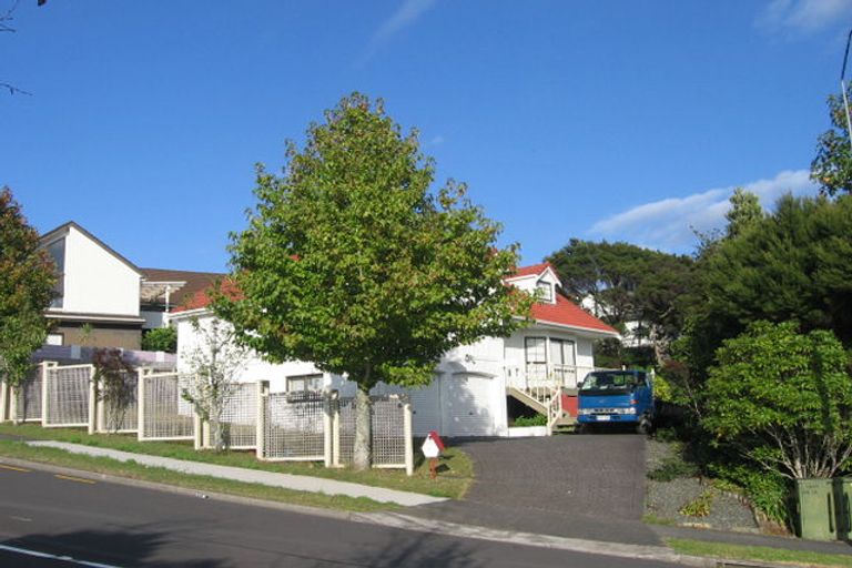 Photo of property in 217 Chelsea View Drive, Chatswood, Auckland, 0626