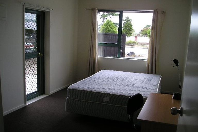 Photo of property in 141 Lincoln Road, Addington, Christchurch, 8024