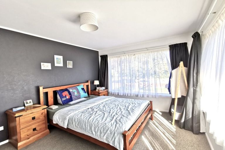 Photo of property in 12 Hornsby Street, Bishopdale, Christchurch, 8053