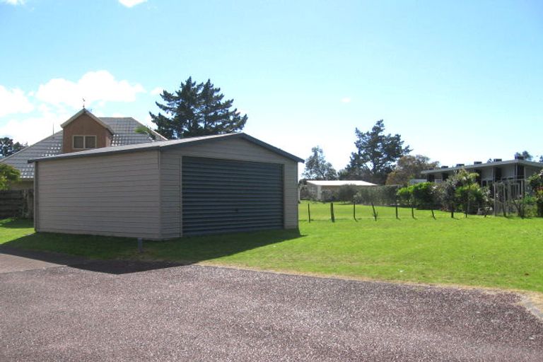 Photo of property in 6 Holland Close, Pauanui, Hikuai, 3579