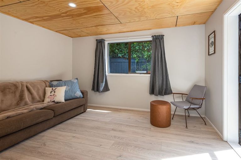 Photo of property in 21 Fovant Street, Russley, Christchurch, 8042