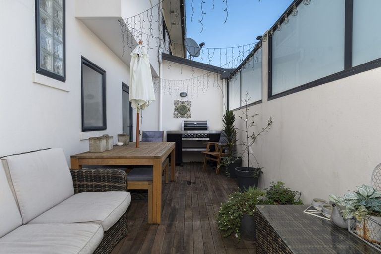 Photo of property in 96a Milton Road, Otumoetai, Tauranga, 3110