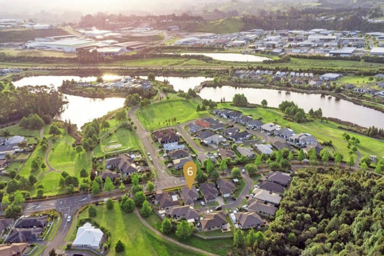 Photo of property in 6 Barometer Way, Pyes Pa, Tauranga, 3112