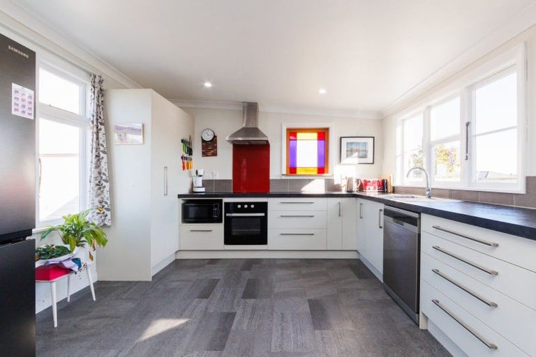 Photo of property in 73 James Line, Kelvin Grove, Palmerston North, 4414