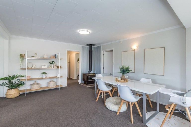 Photo of property in 279 Kimberley Road, Levin, 5571