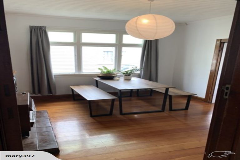 Photo of property in 93 Riverside Drive, Waiwhetu, Lower Hutt, 5010