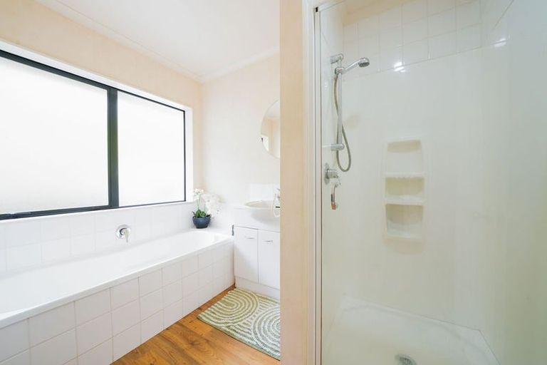 Photo of property in 45 Mountain View Road, Hikurangi, 0114