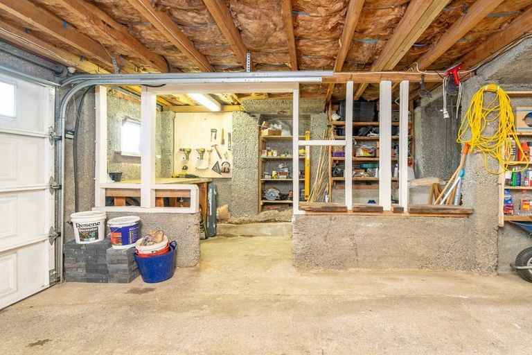 Photo of property in 54 Elwyn Crescent, Green Island, Dunedin, 9018