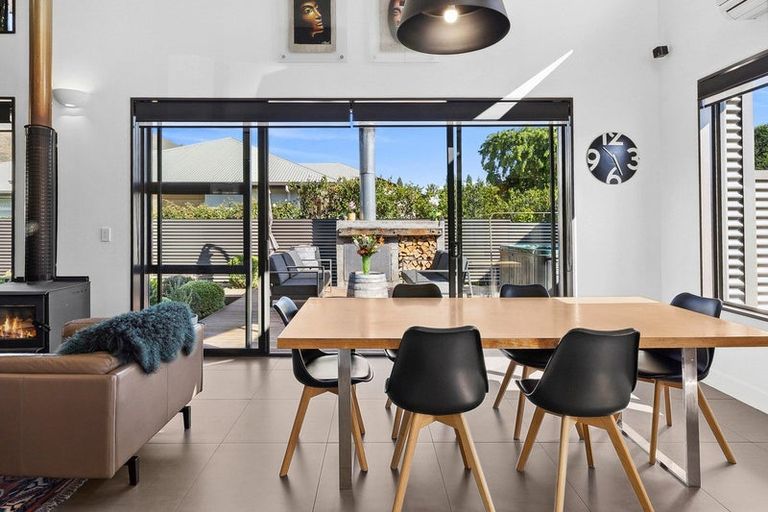 Photo of property in 21 Stonebrook Drive, Wanaka, 9305