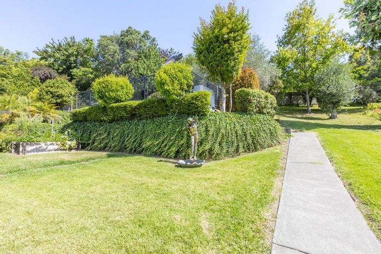 Photo of property in 43 Hetley Crescent, Taradale, Napier, 4112