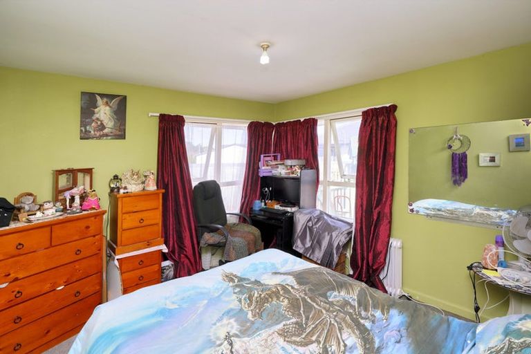 Photo of property in 33 Ontario Place, Wainoni, Christchurch, 8061