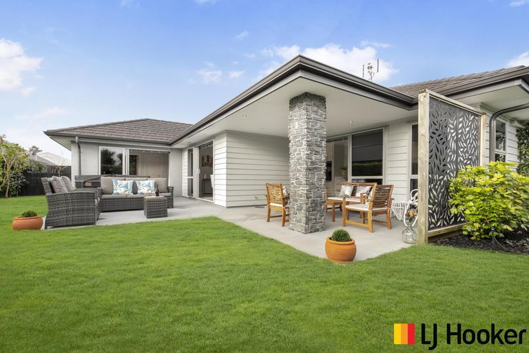 Photo of property in 6 Mirabell Place, Patumahoe, Pukekohe, 2679