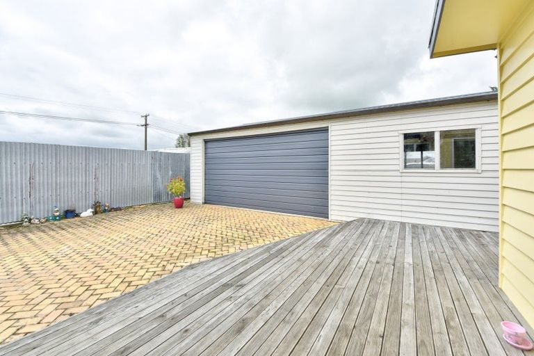 Photo of property in 26 Hunter Street, Edendale, 9825