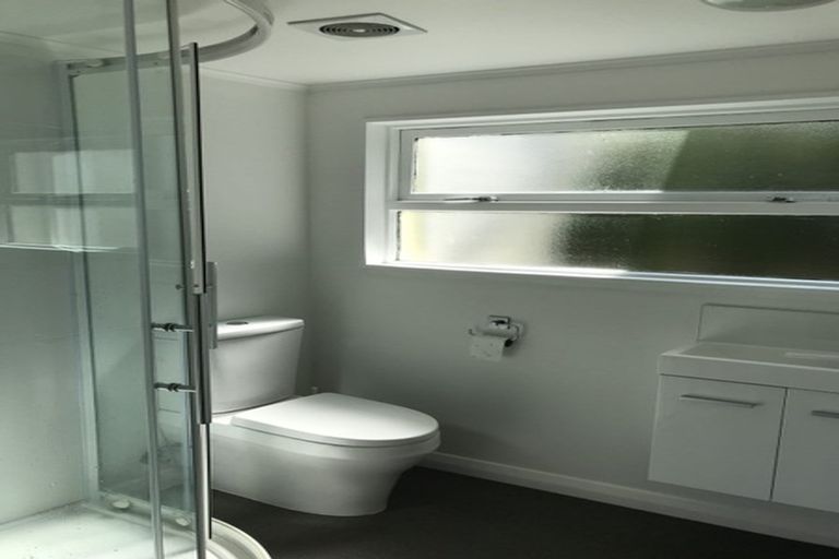 Photo of property in 21 Dorking Road, Brooklyn, Wellington, 6021