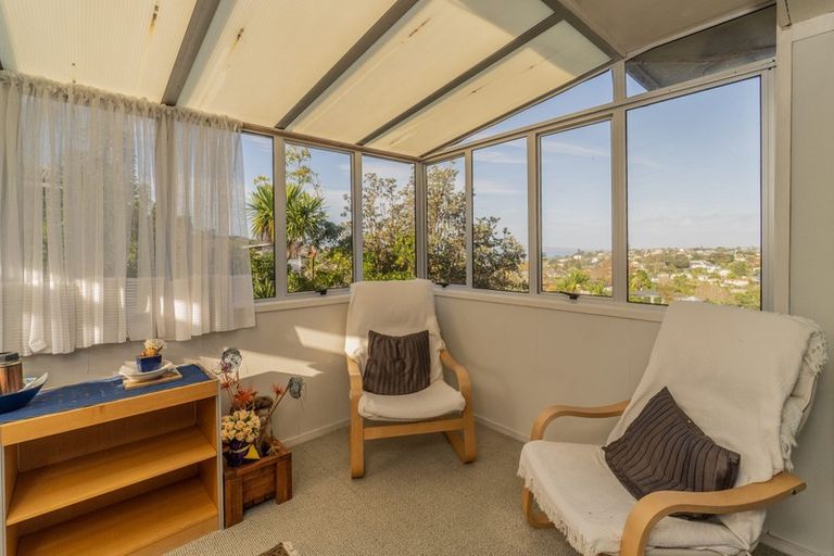 Photo of property in 23 Jellicoe Road, Murrays Bay, Auckland, 0630