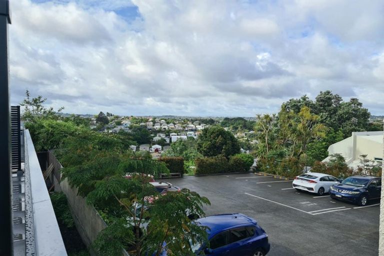 Photo of property in 2k/444 Great North Road, Grey Lynn, Auckland, 1021