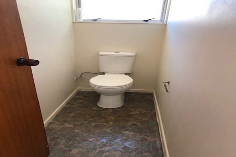 Photo of property in 2 Rajkot Terrace, Broadmeadows, Wellington, 6035