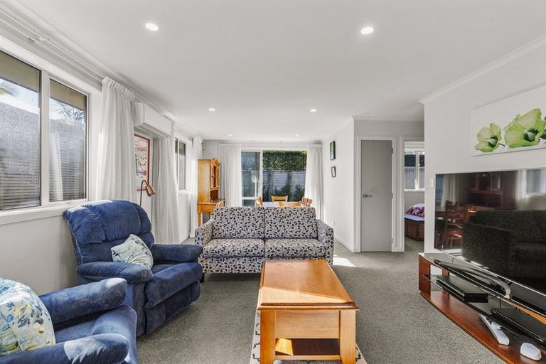Photo of property in Waterview Estate, 41/4 Greystone Place, Omokoroa, 3114