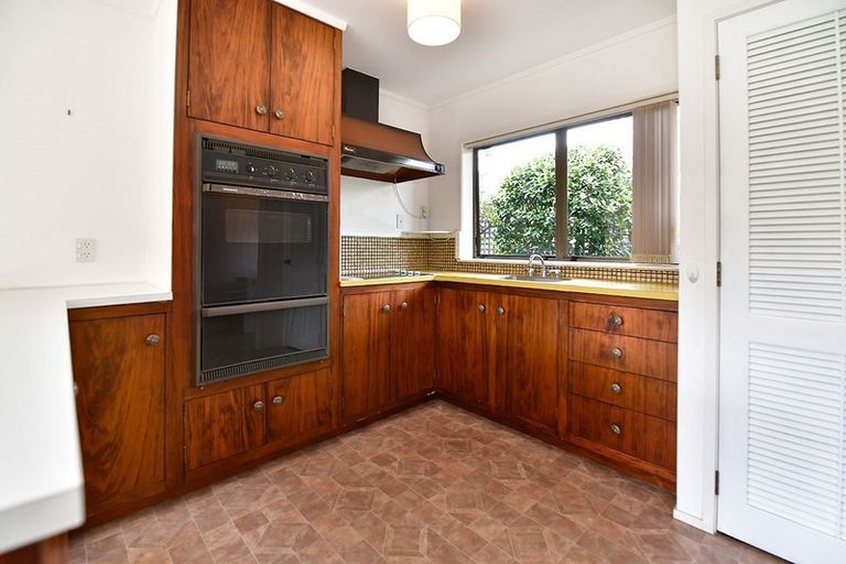 Photo of property in 2/36 Elizabeth Street, Mount Eden, Auckland, 1024