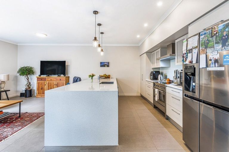 Photo of property in 20 Kensington Drive, Orewa, 0931