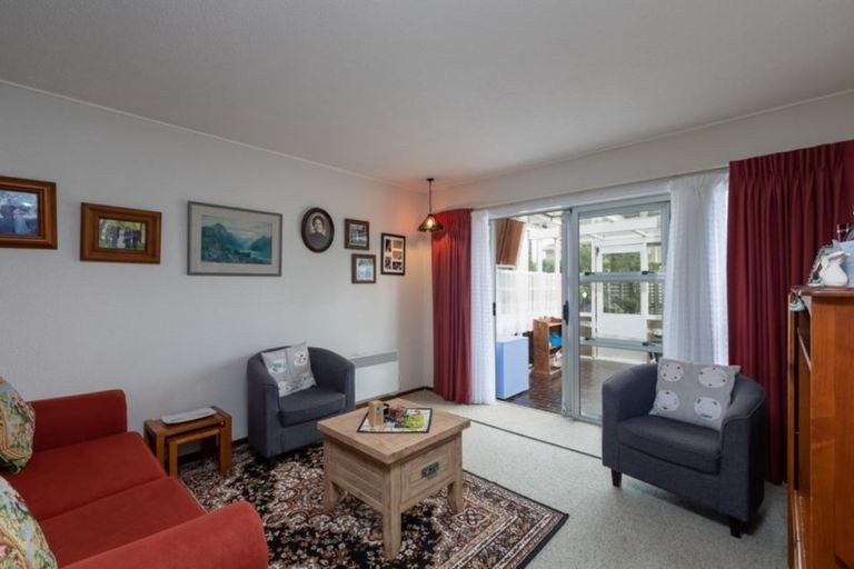 Photo of property in 5/31 Mana Avenue, Titahi Bay, Porirua, 5022
