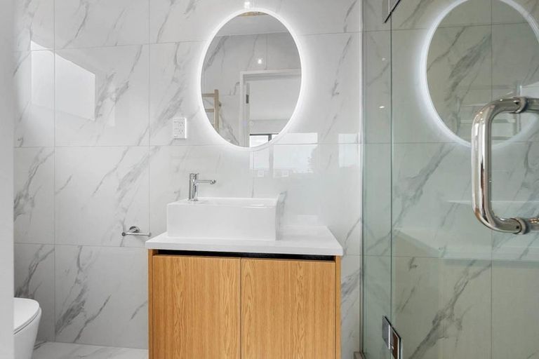 Photo of property in 35 John Gray Street, Papakura, 2110