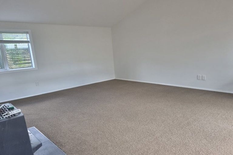 Photo of property in 8 Kempton Street, Greytown, 5712