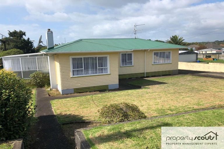 Photo of property in 64 Mould Street, Waitara, 4320