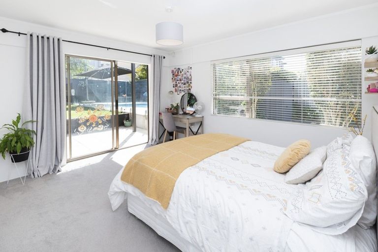 Photo of property in 24b Bucklands Beach Road, Bucklands Beach, Auckland, 2012