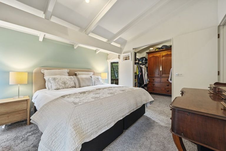 Photo of property in 2/27 Churchill Road, Murrays Bay, Auckland, 0630