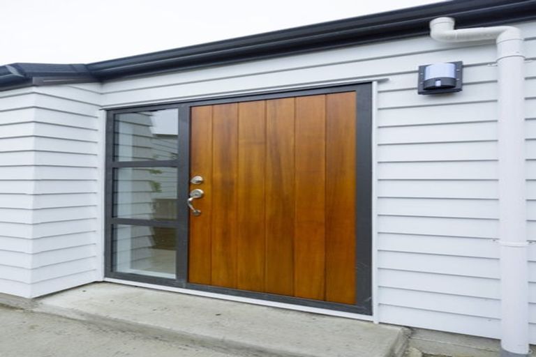 Photo of property in 50 Kennedy Avenue, Forrest Hill, Auckland, 0620