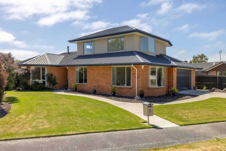 Photo of property in 5 Thistledown Place, Woolston, Christchurch, 8062