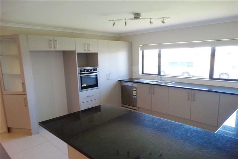 Photo of property in 29 County Drive, Hawera, 4610