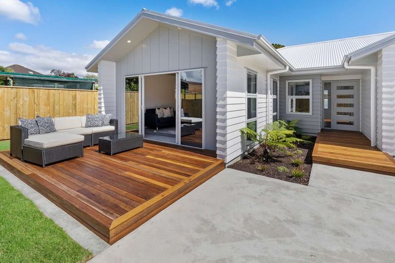 Photo of property in 42a Dorset Street, Levin, 5510