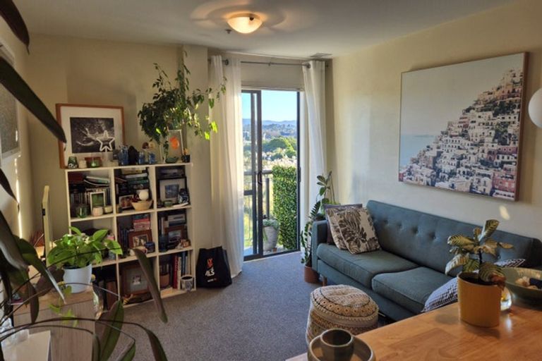 Photo of property in 5c/17 Crown Lynn Place, New Lynn, Auckland, 0600